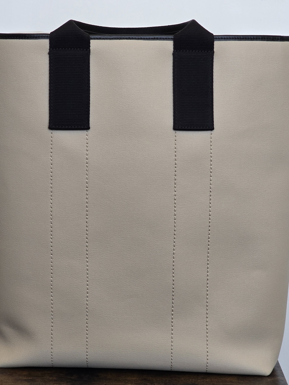 Givenchy Essentials Tote - Picture 4 of 12